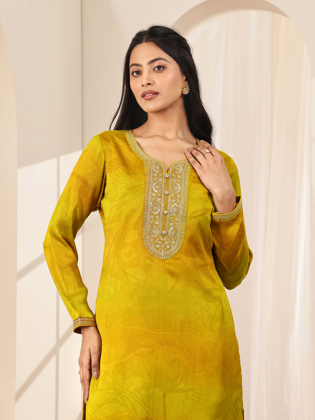  Mustard Printed Silk Blend Straight Suit Sets With Dupatta 