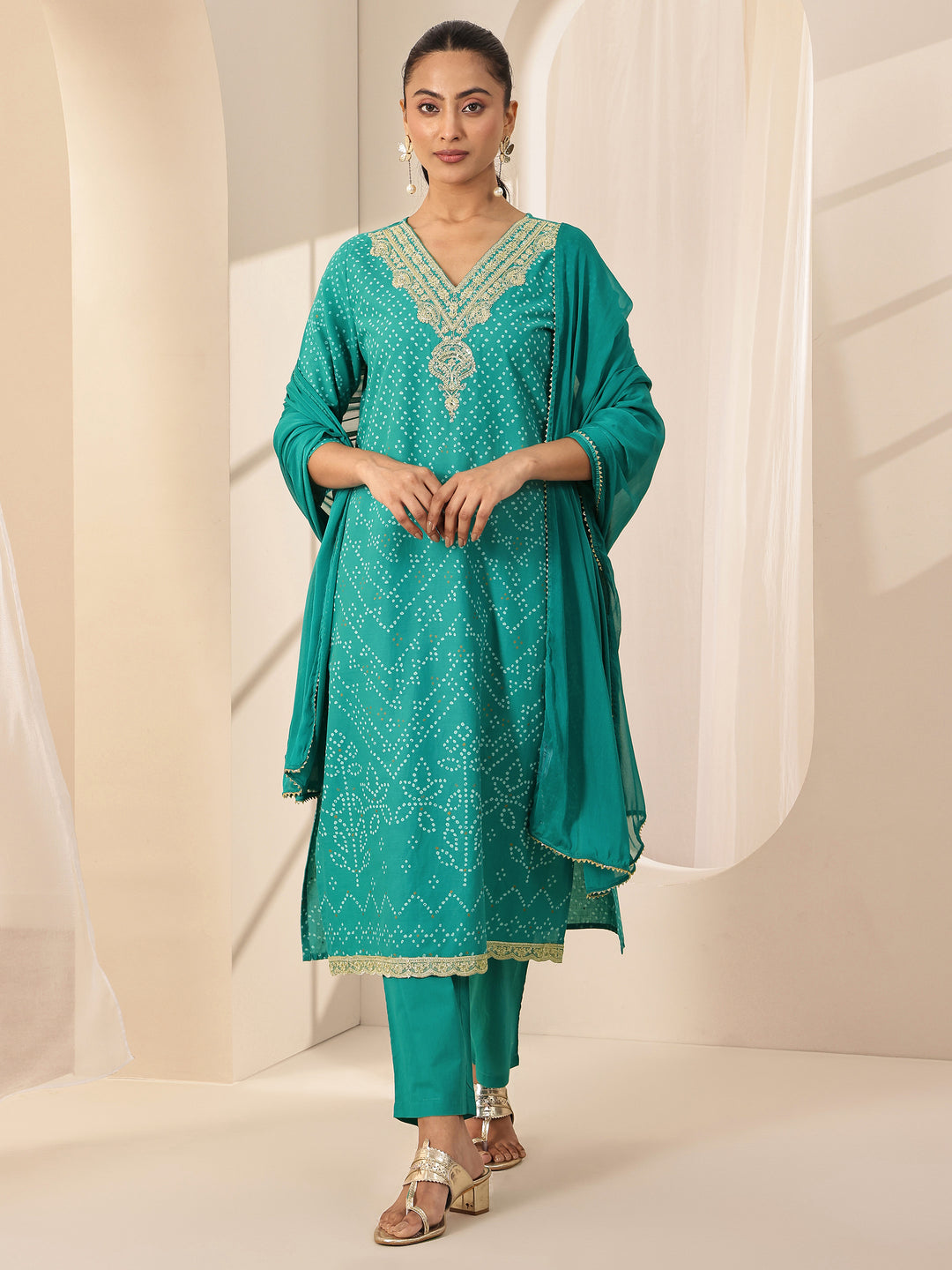  Turquoise Blue Printed Cotton Straight Suit Sets With Dupatta 