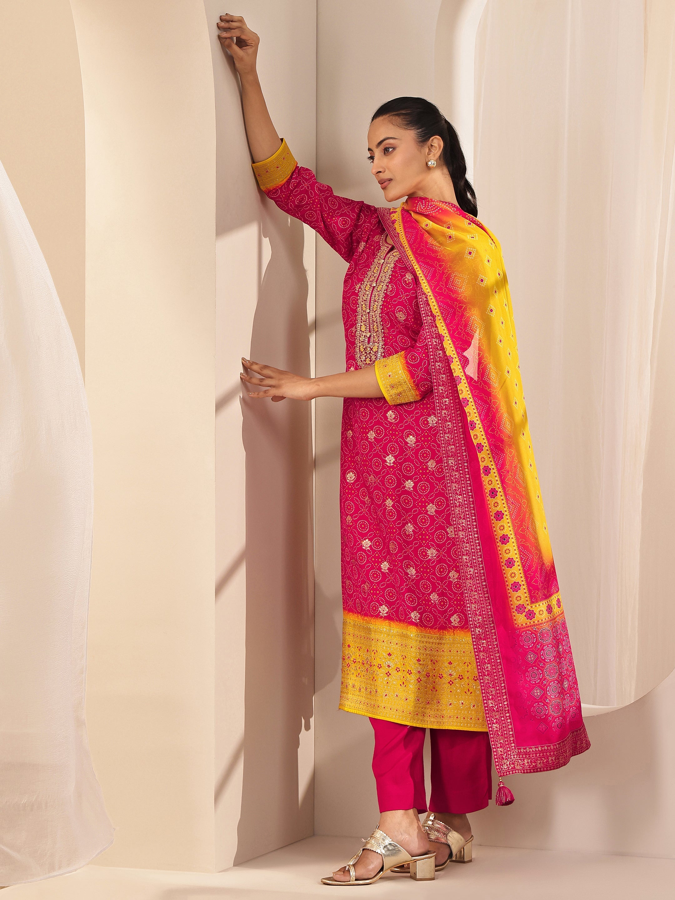libas Red Printed Silk Blend Straight Suit Sets With Dupatta-picture-39