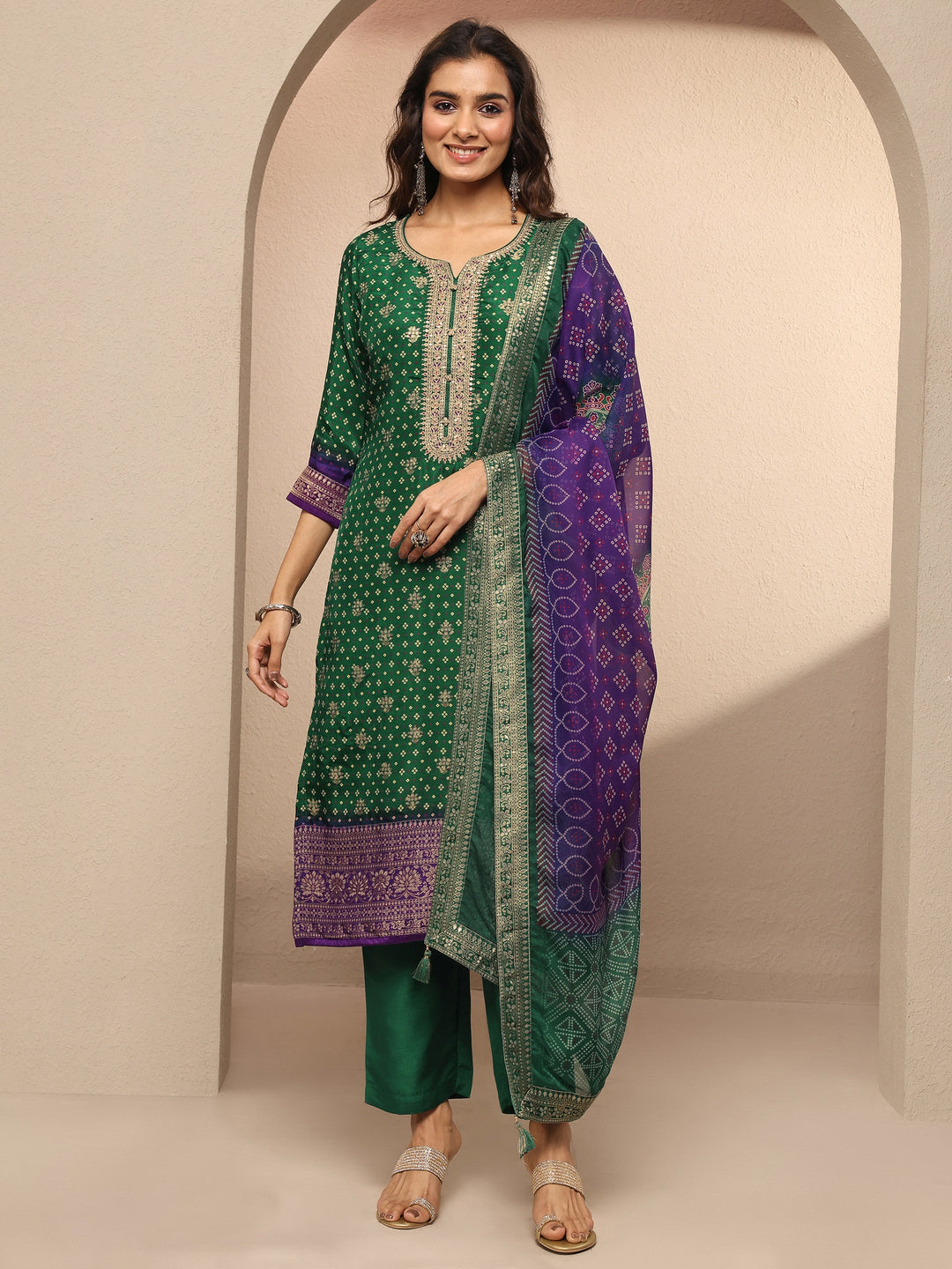  Green Bandhani Printed Silk Blend Straight Suit Set With Dupatta 