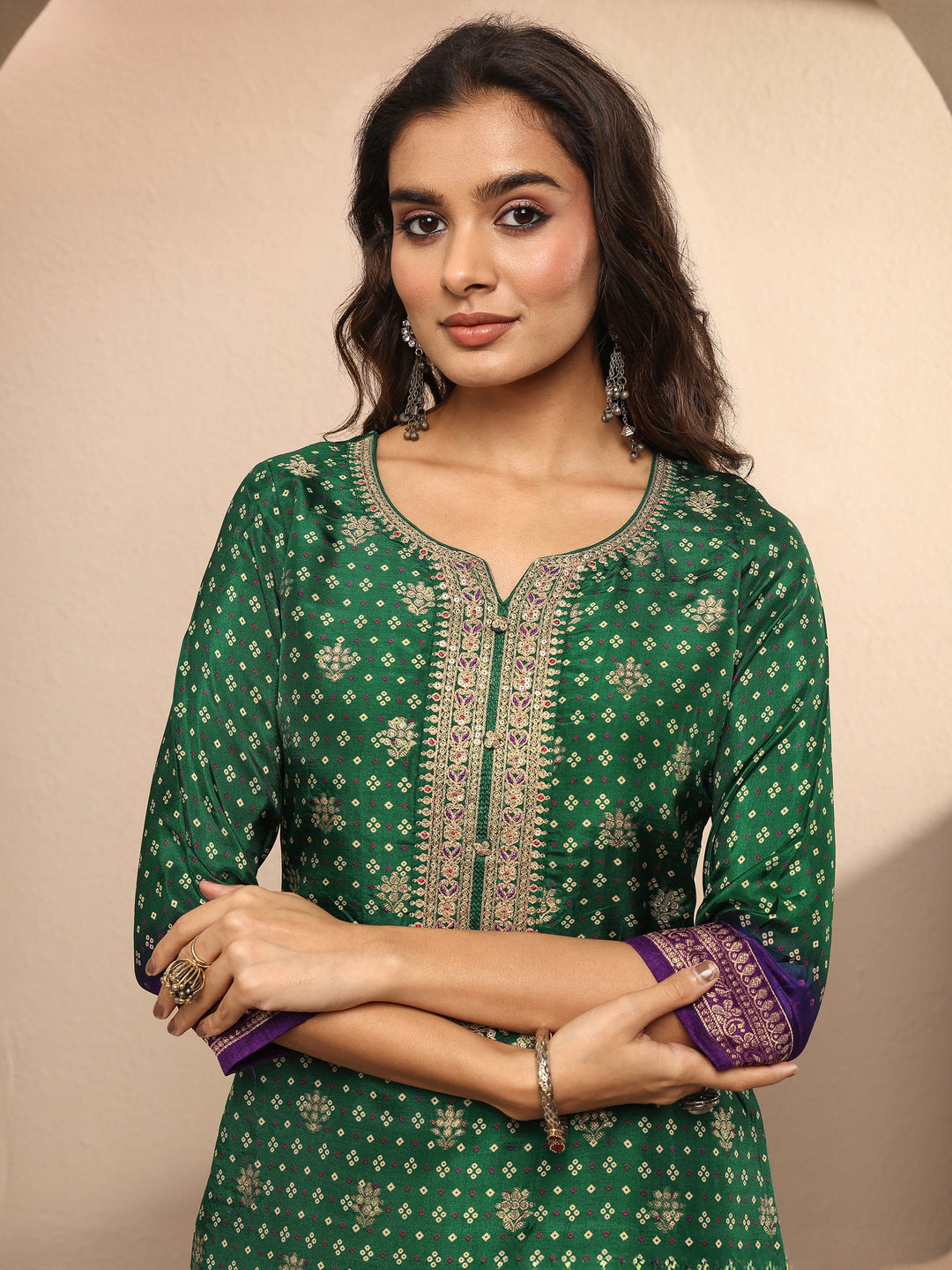 Green Bandhani Printed Silk Blend Straight Suit Set With Dupatta 