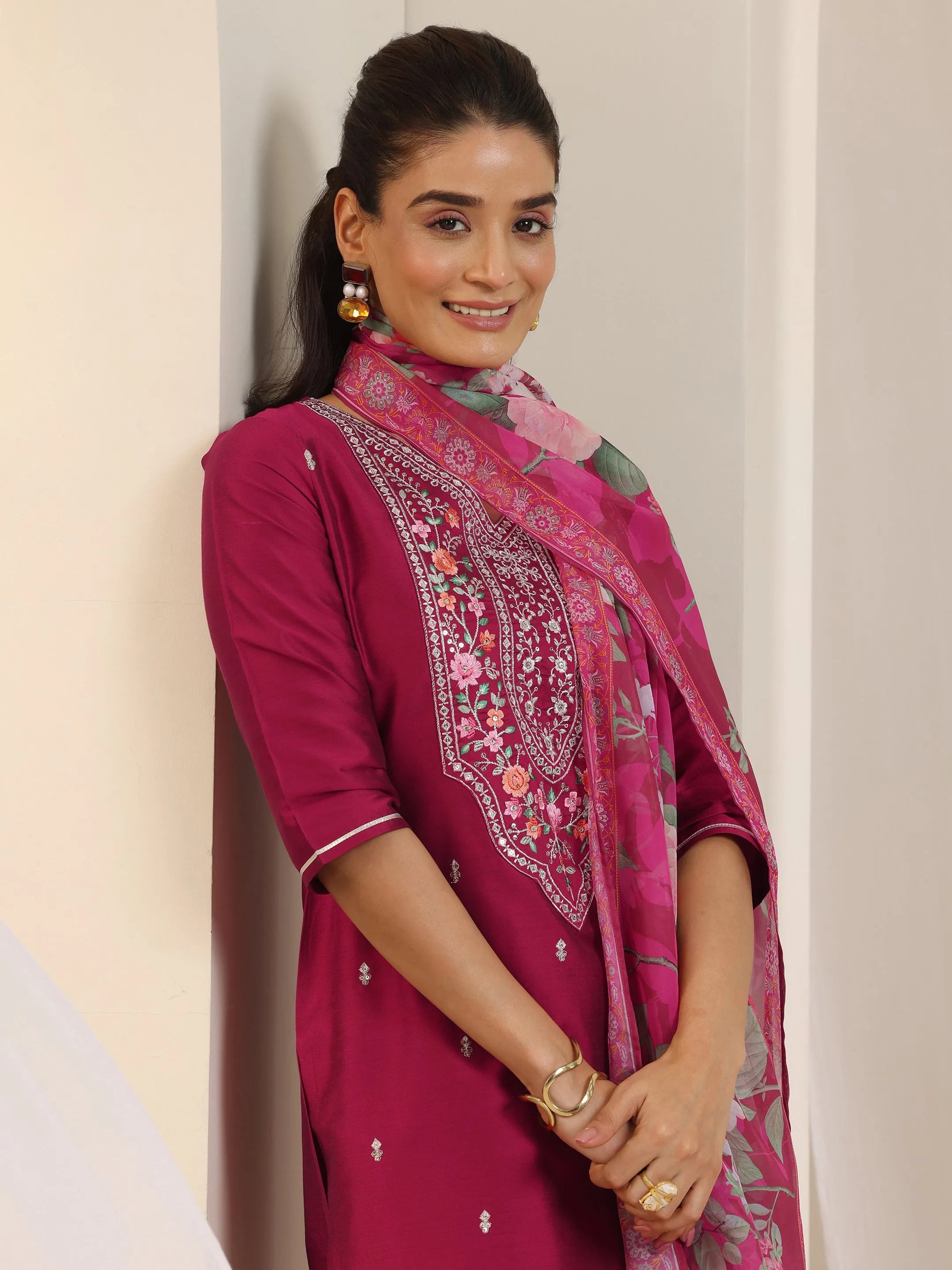 libas Pink Embroidered Silk Blend Straight Suit Set With Dupatta-picture-54