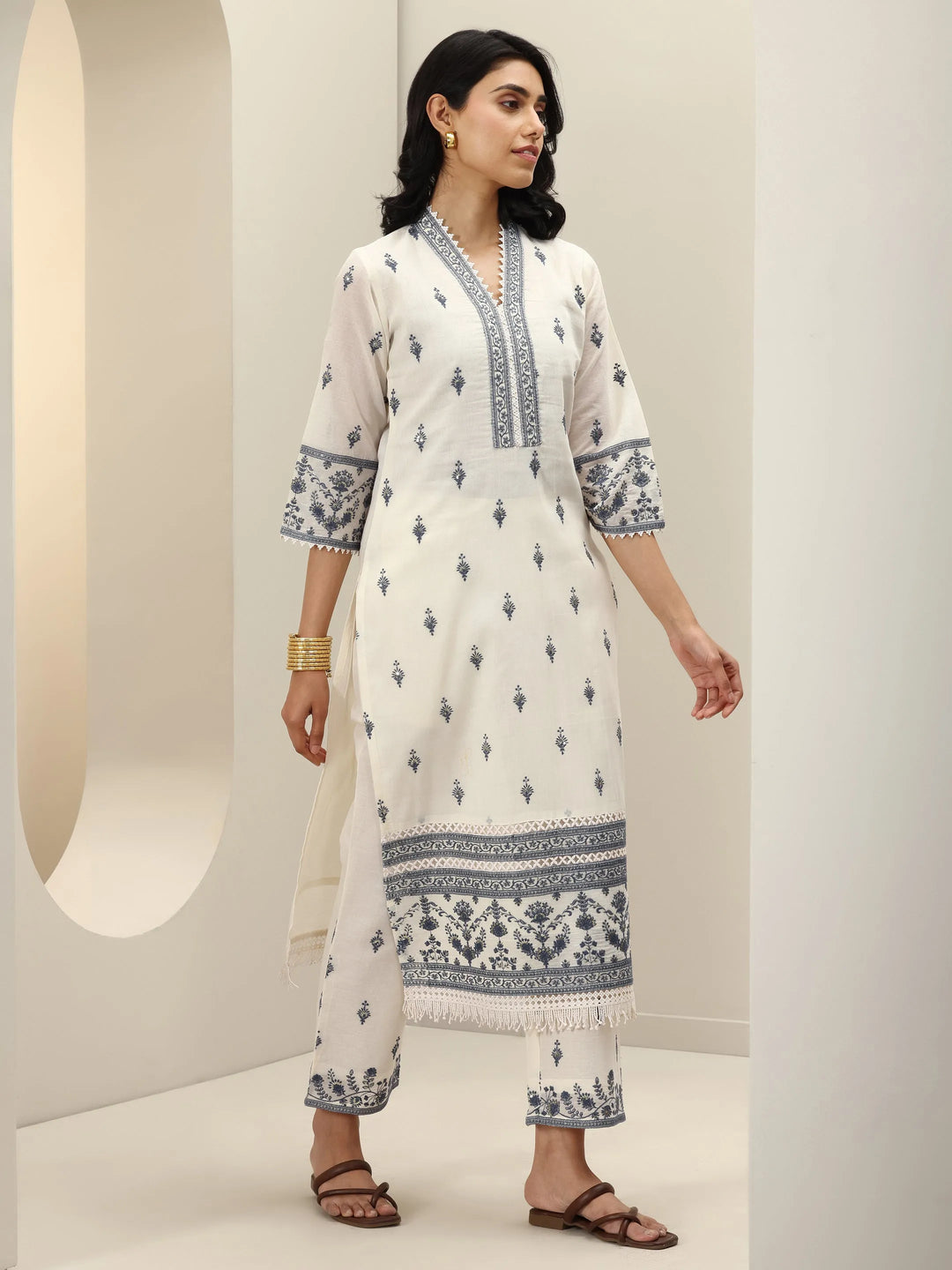  Off White Embroidered Cotton Straight Suit Sets With Dupatta 