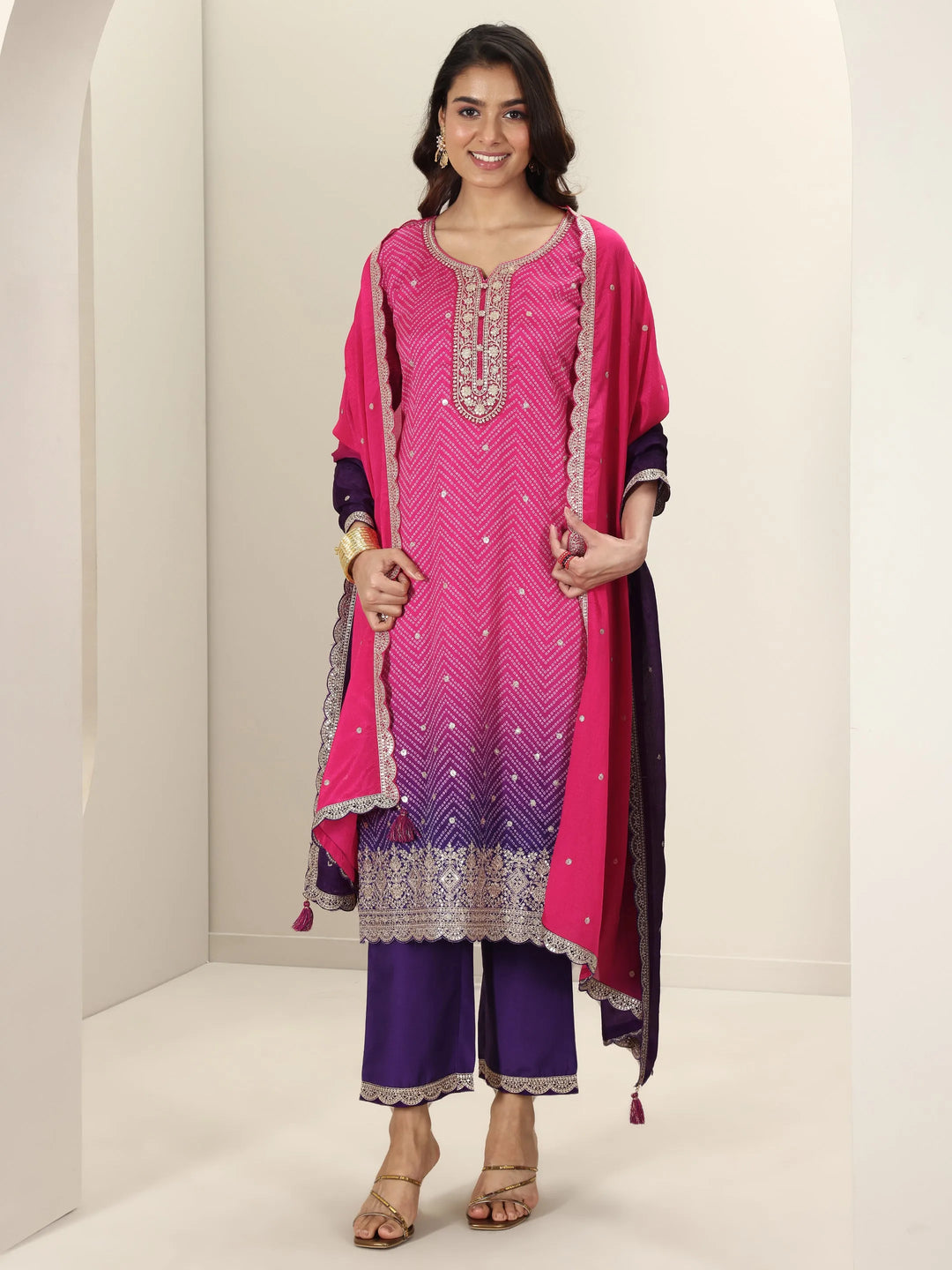  Pink Printed Chinon Straight Suit Sets With Dupatta 