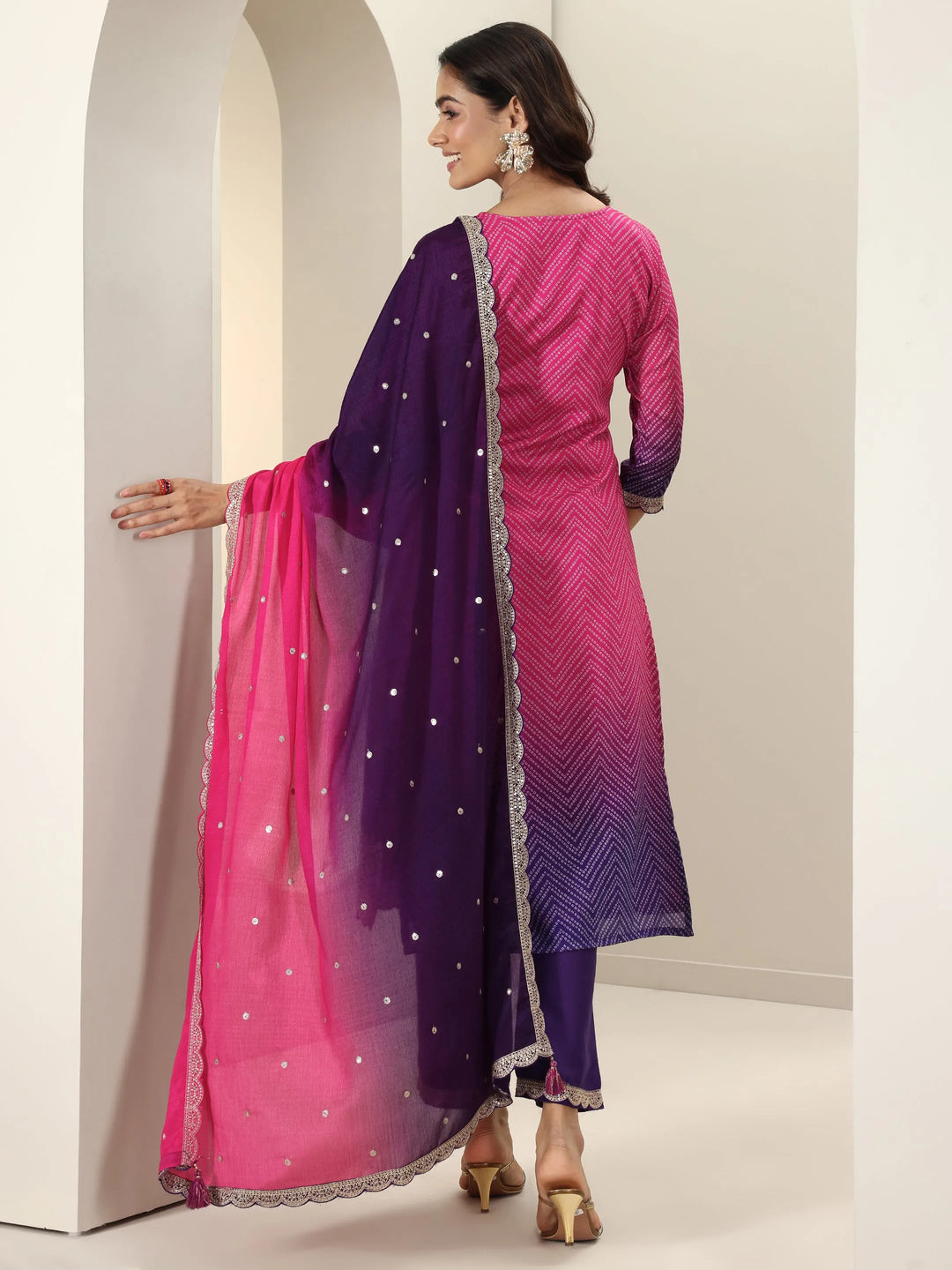  Pink Printed Chinon Straight Suit Sets With Dupatta 