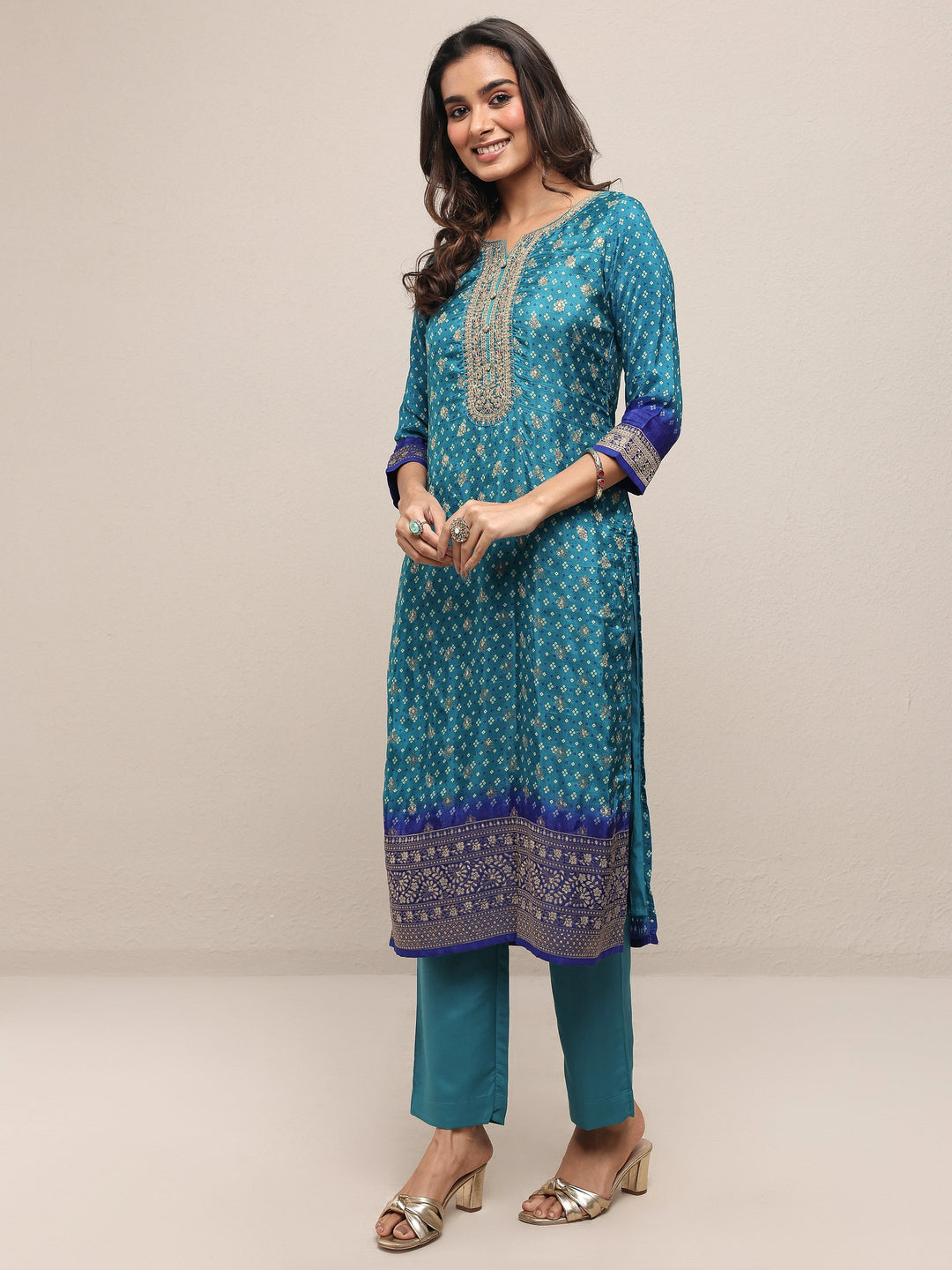  Blue Bandhani Printed Silk Blend Straight Suit Set With Dupatta 