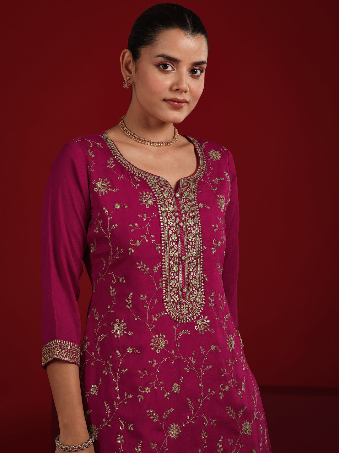 Pink Embroidered Silk Blend Straight Suit Set With Dupatta 