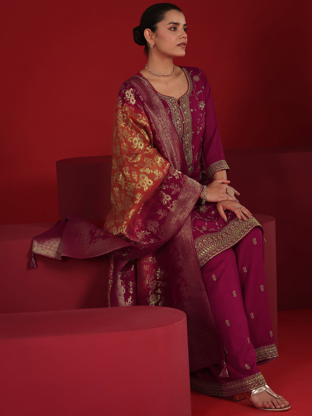  Pink Embroidered Silk Blend Straight Suit Set With Dupatta 
