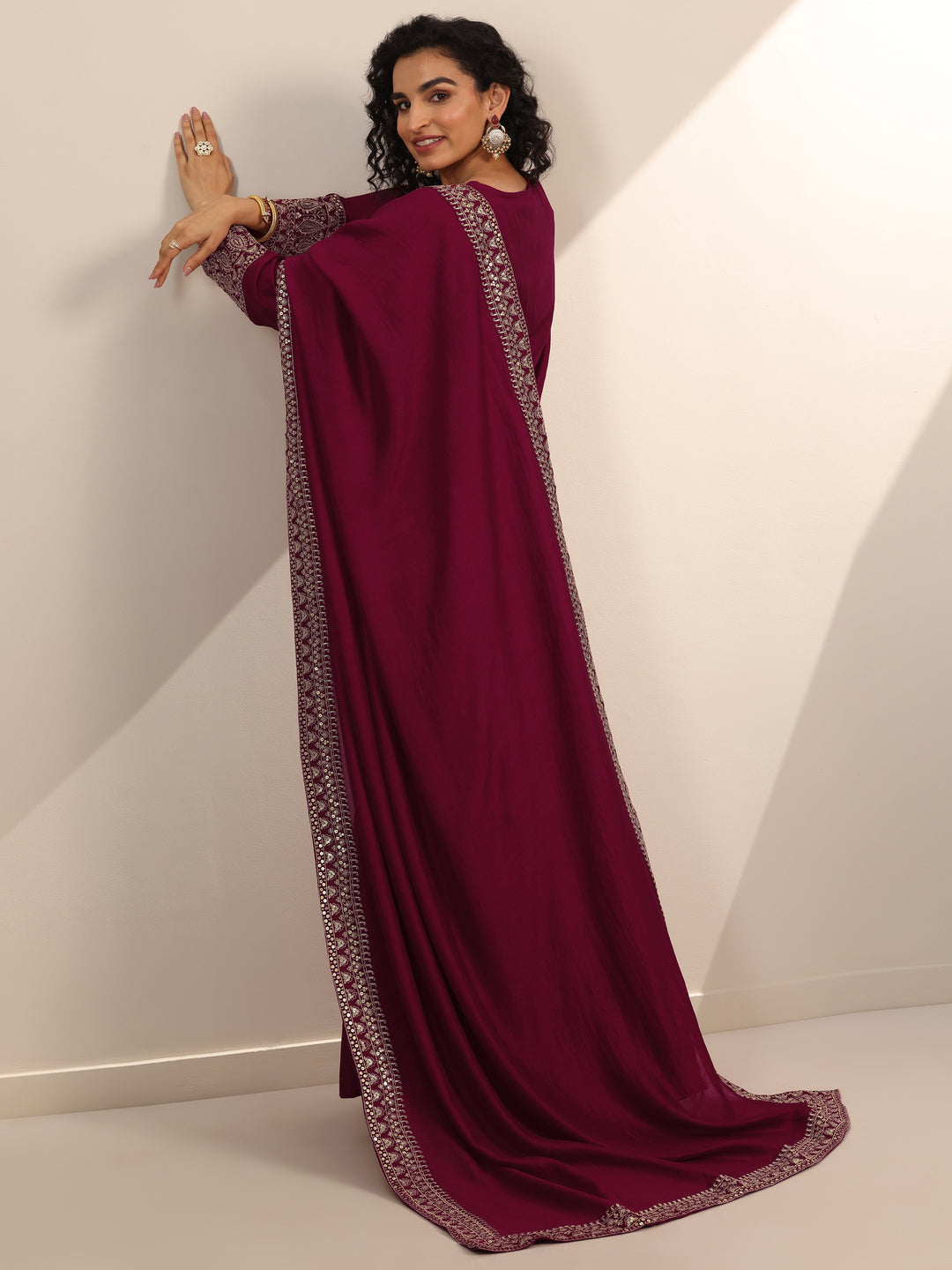  Libas Art Pink Embroidered Silk Blend Straight Suit Set With Dupatta 