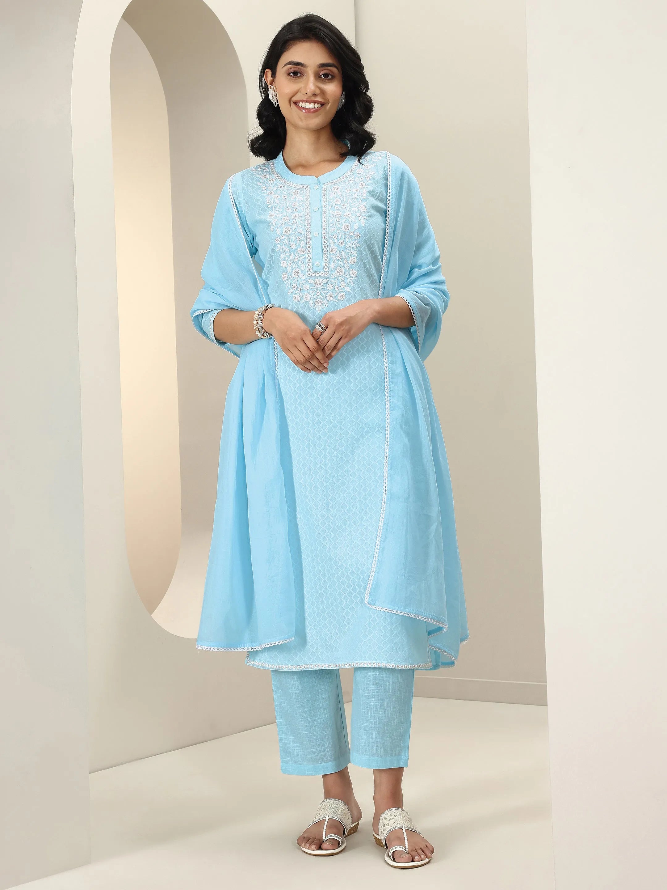 Blue Embroidered Cotton Straight Suit Sets With Dupatta-image-10