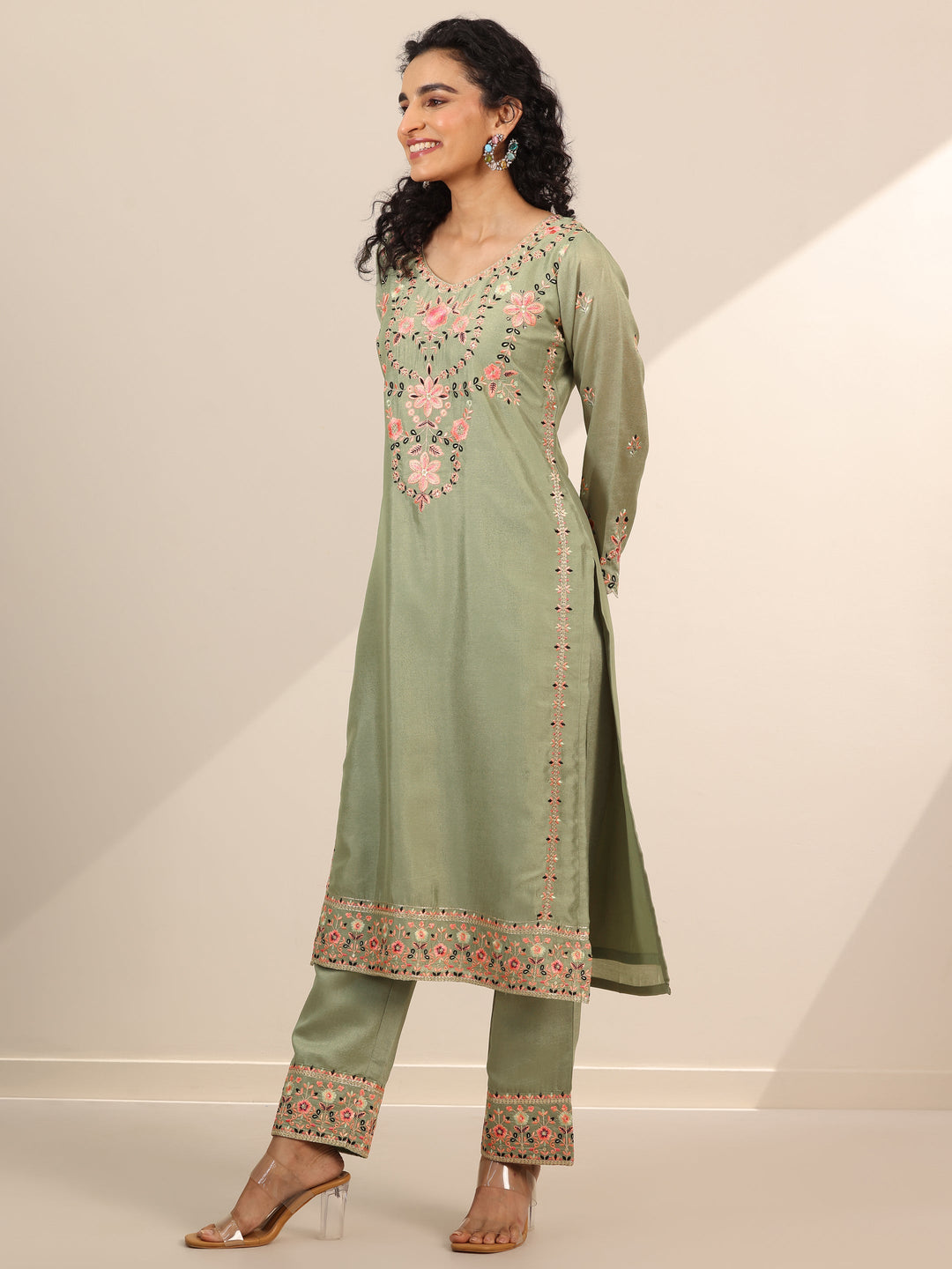  Libas Art Green Embroidered Silk Blend Straight Suit Set With Dupatta 