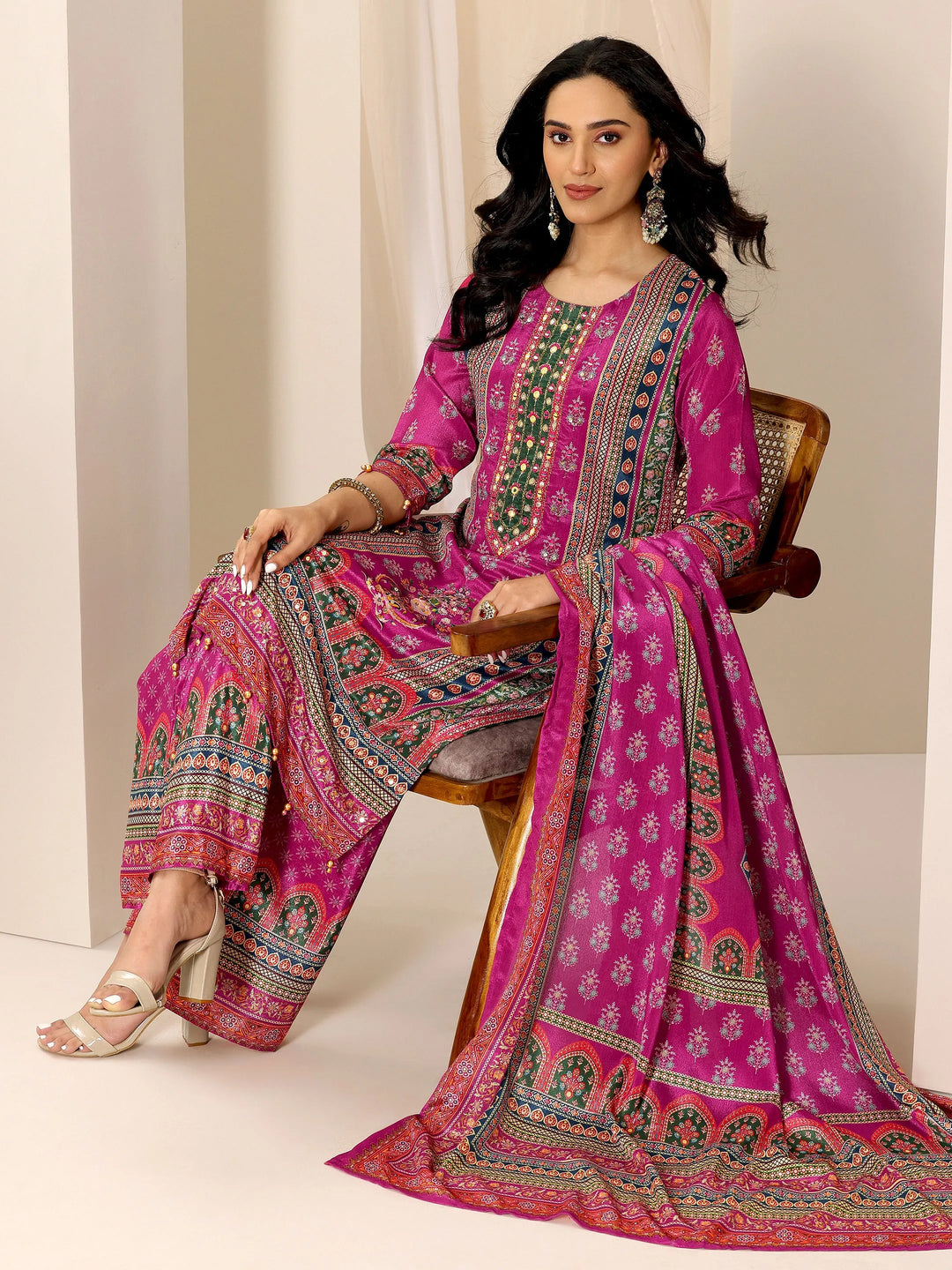  Pink Printed Chinon Straight Suit Set With Dupatta 