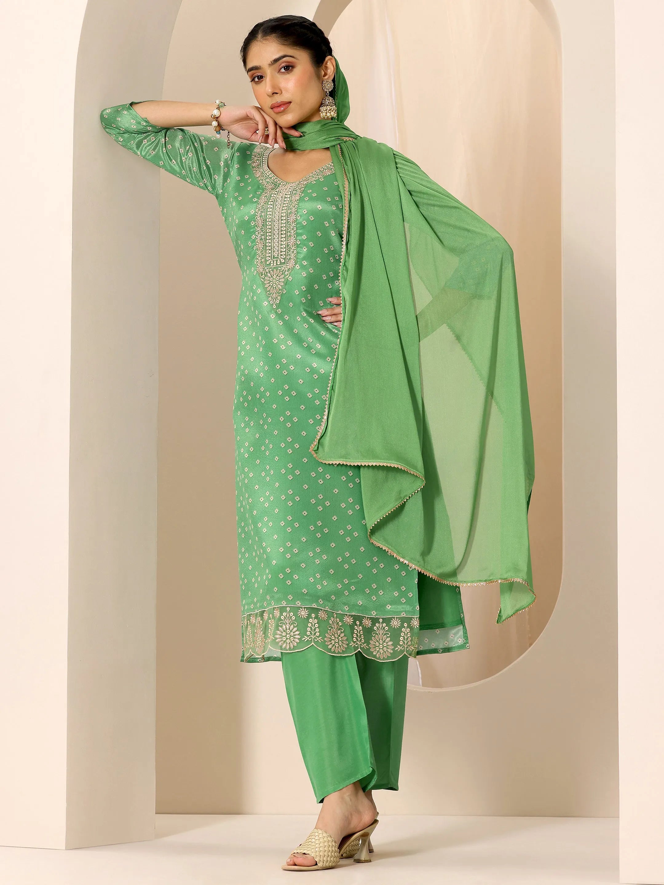 libas Green Printed Silk Blend Straight Suit Set With Dupatta-picture-34