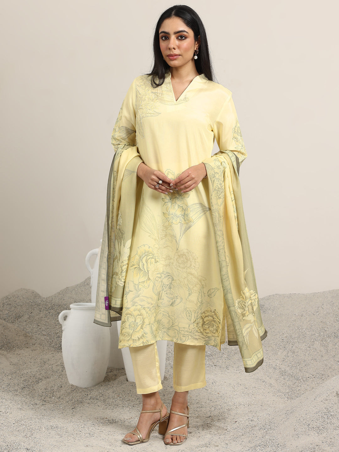 Off White Printed Silk Blend Straight Suit With Dupatta 