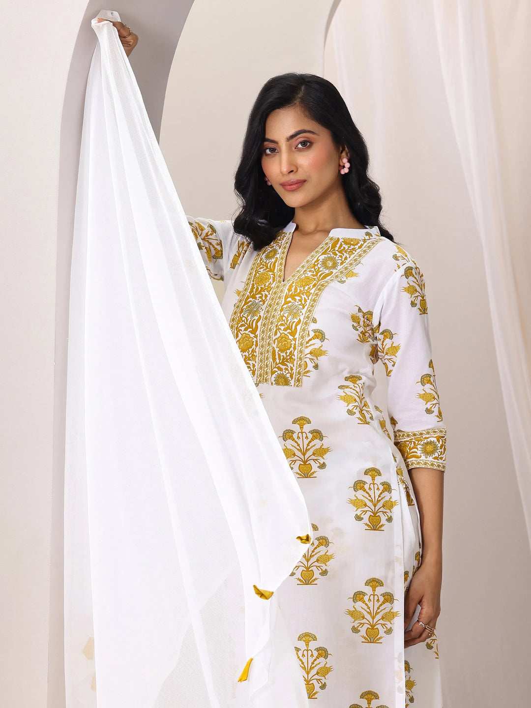  White Printed Cotton Blend Straight Suit Set With Dupatta 