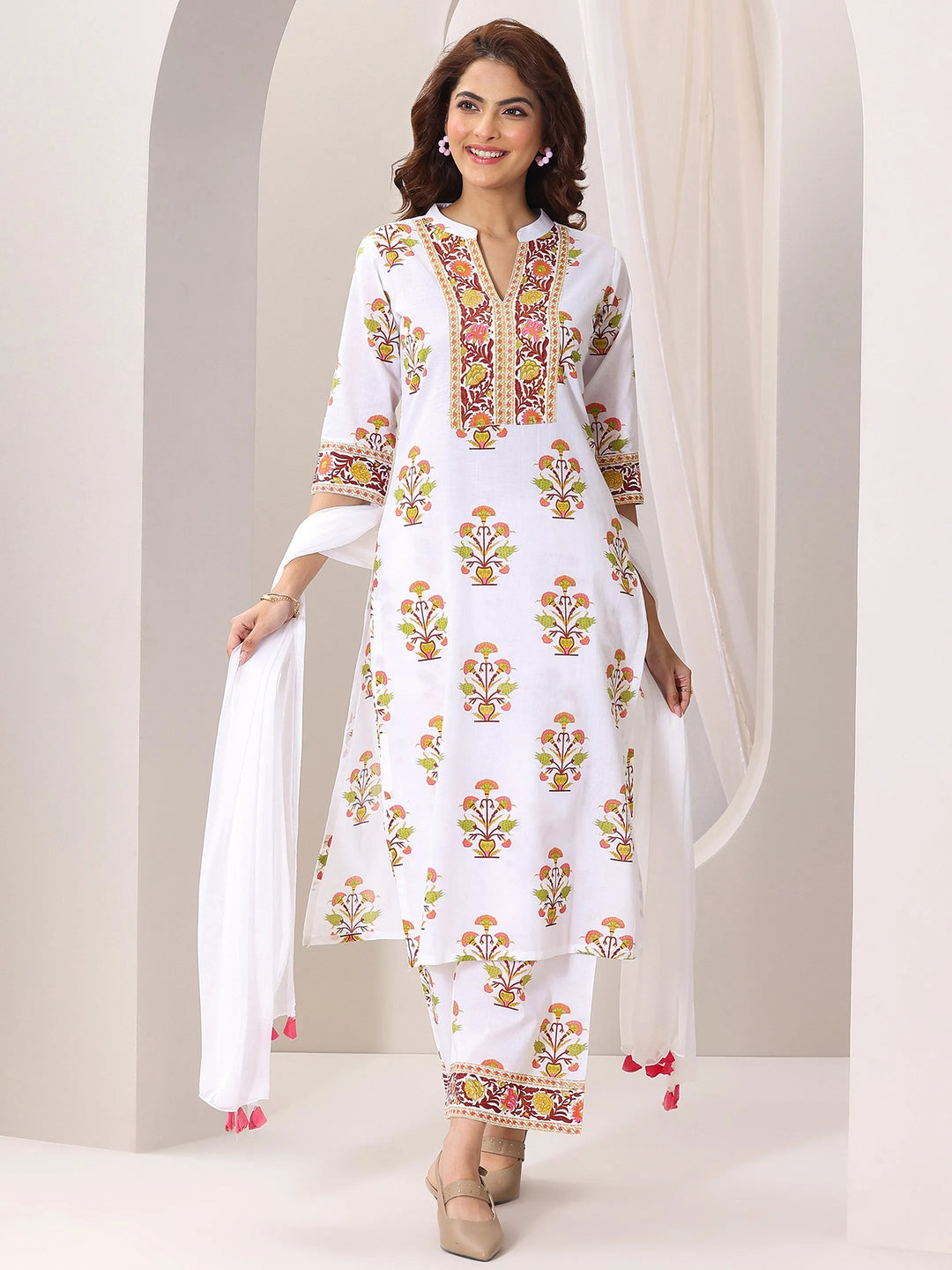  White Printed Cotton Blend Straight Suit Set With Dupatta 