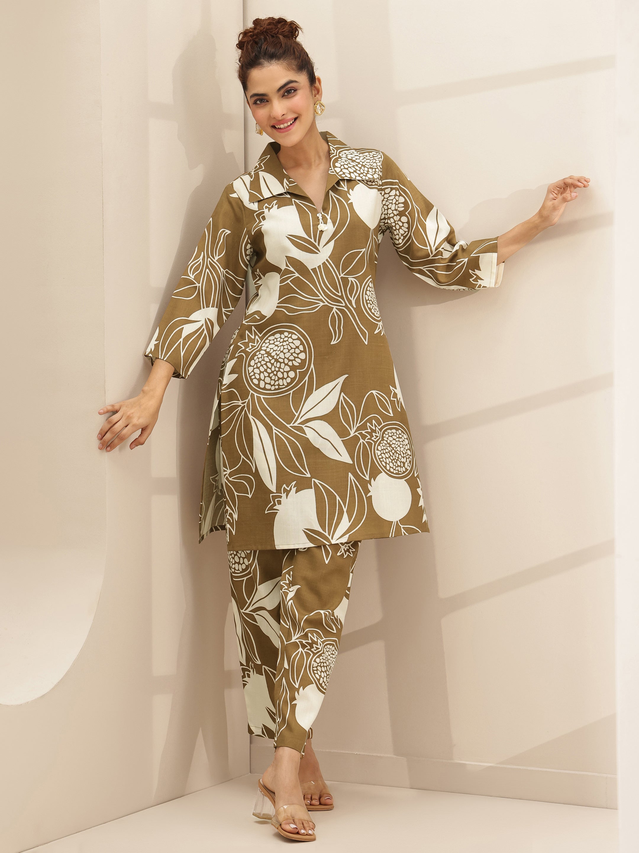 Brown Printed Cotton Blend Co-Ord Sets-image-31