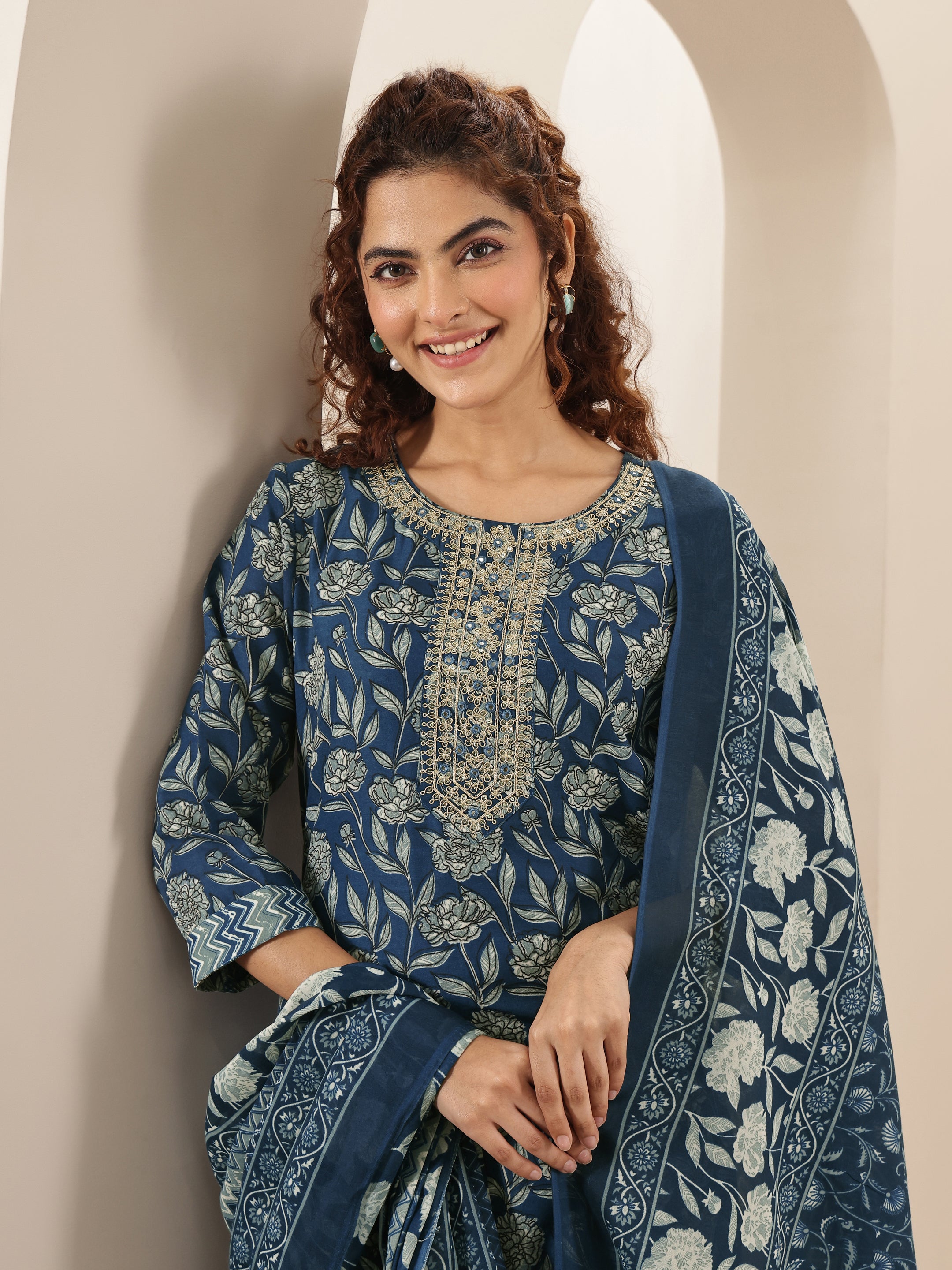 libas Teal Blue Printed Cotton Blend Straight Suit Sets With Dupatta-picture-22