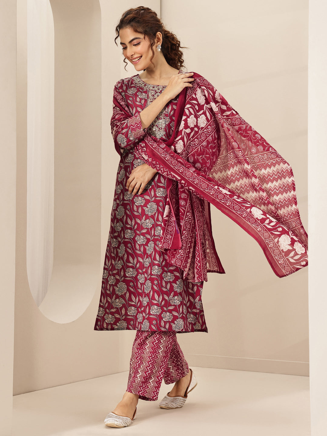  Maroon Printed Cotton Blend Straight Suit Sets With Dupatta 