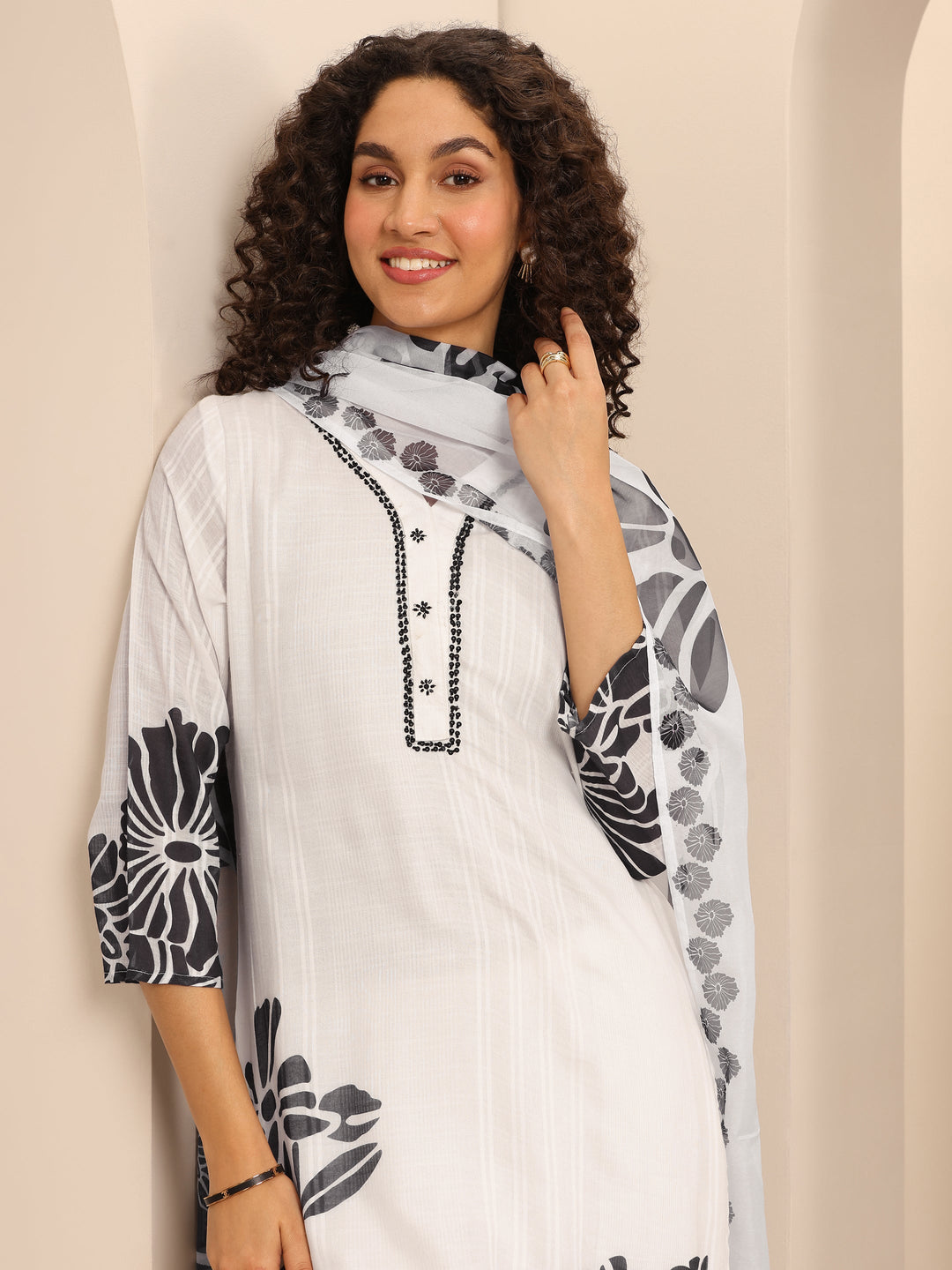  White Printed Cotton Blend Straight Suit Set With Dupatta 