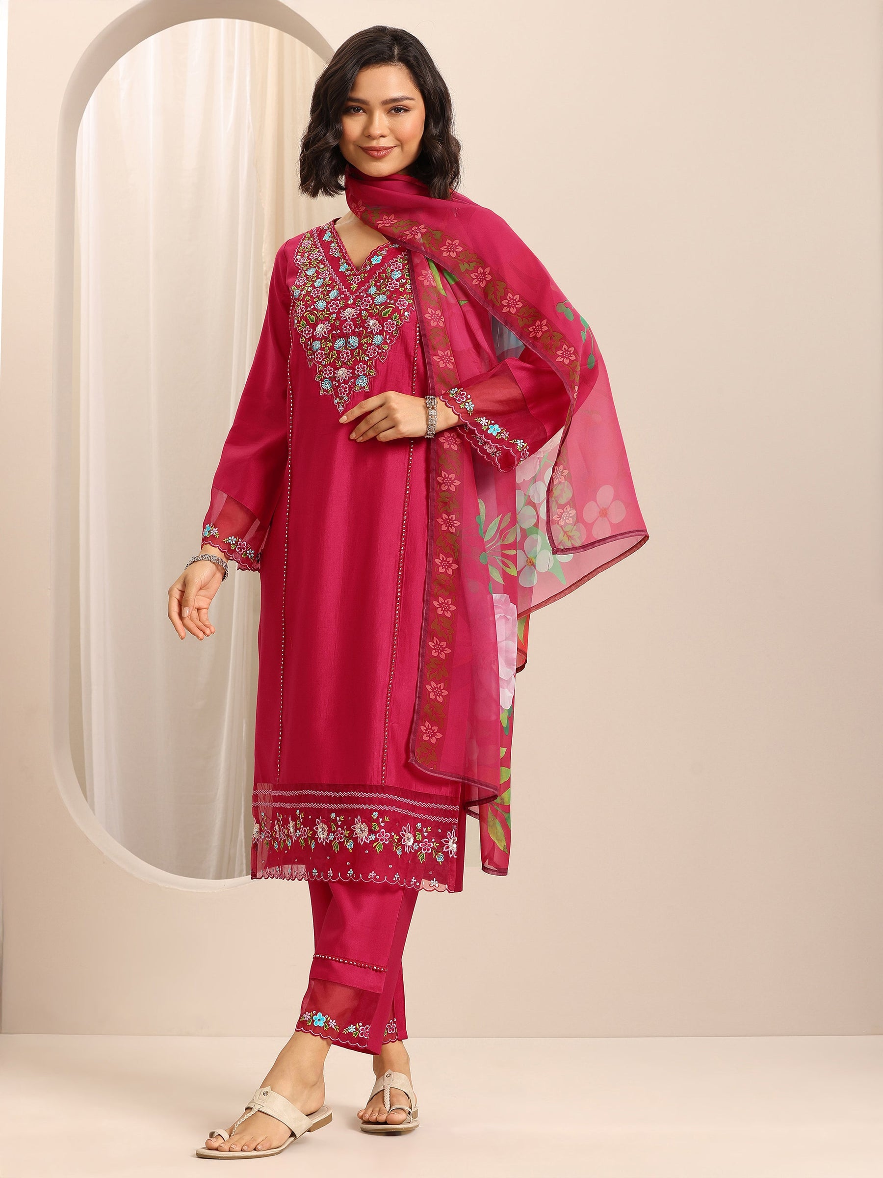 Red Embroidered Silk Blend Straight Suit Set With Dupatta