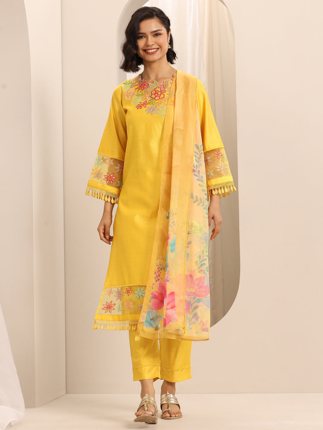  Yellow Embroidered Silk Blend Straight Suit Set With Dupatta 