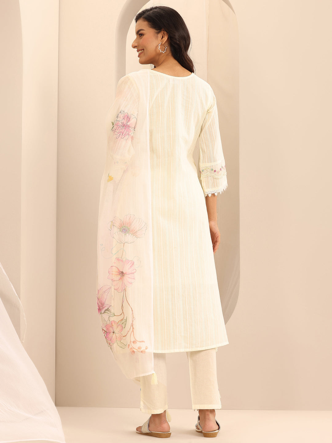  Off white Embroidered Cotton Blend A-line Suit Set With Dupatta 