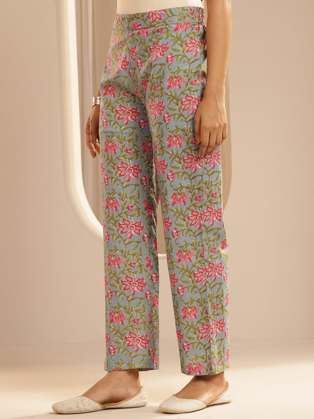  White Printed Cotton Straight Suit Set With Dupatta 