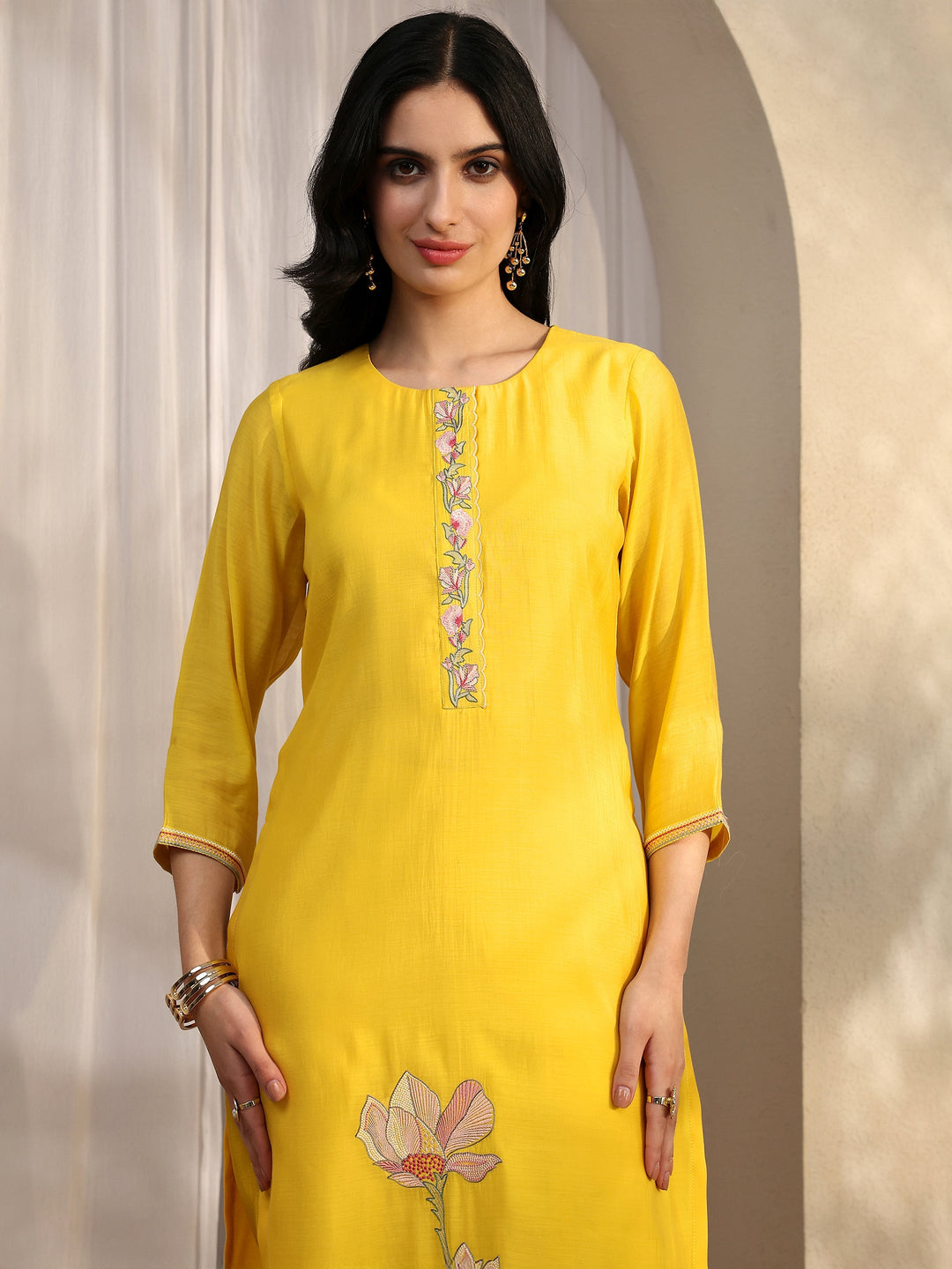  Yellow Embroidered Silk Blend Straight Suit Set With Dupatta 