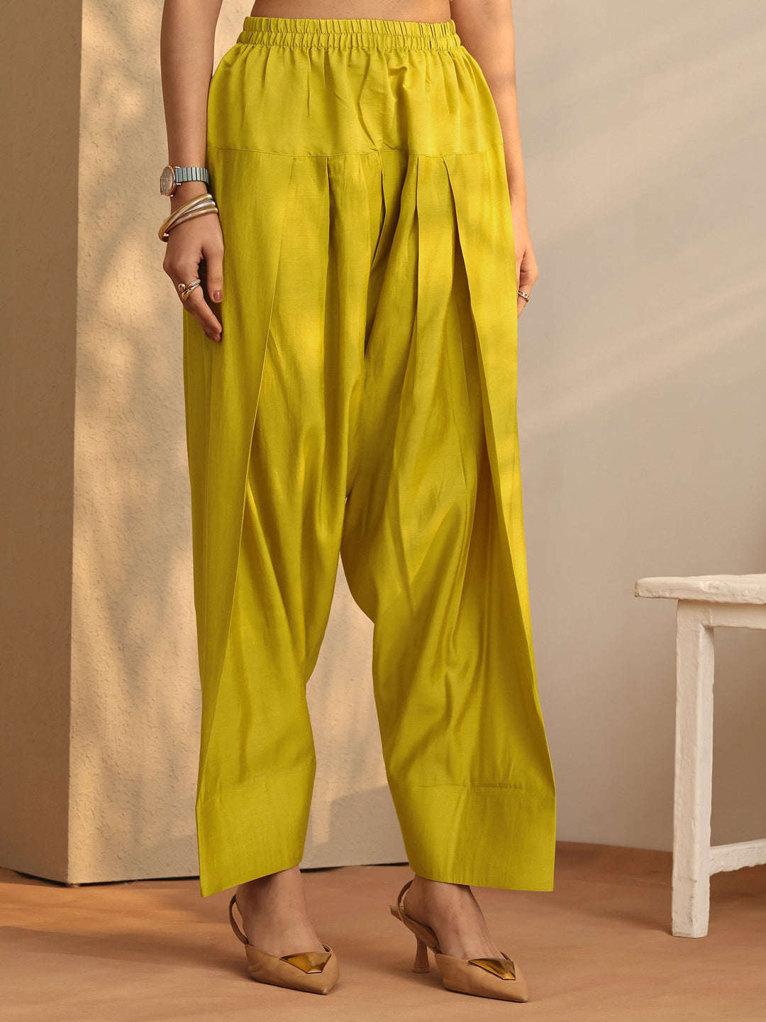  Green Embroidered Silk Blend Co-Ord Sets 