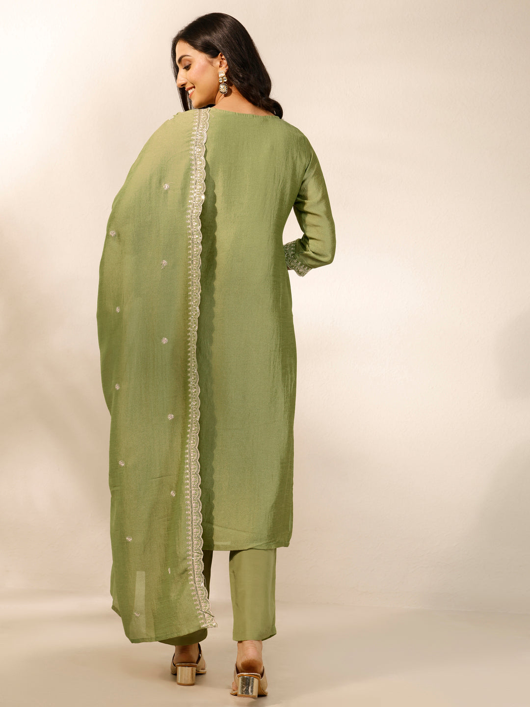  Green Embroidered Silk Blend Straight Suit Set With Dupatta 