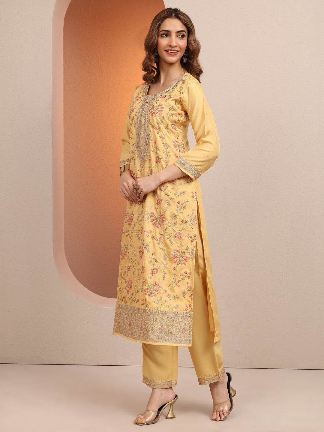 Yellow Embroidered Silk blend Straight Suit Set With Dupatta 