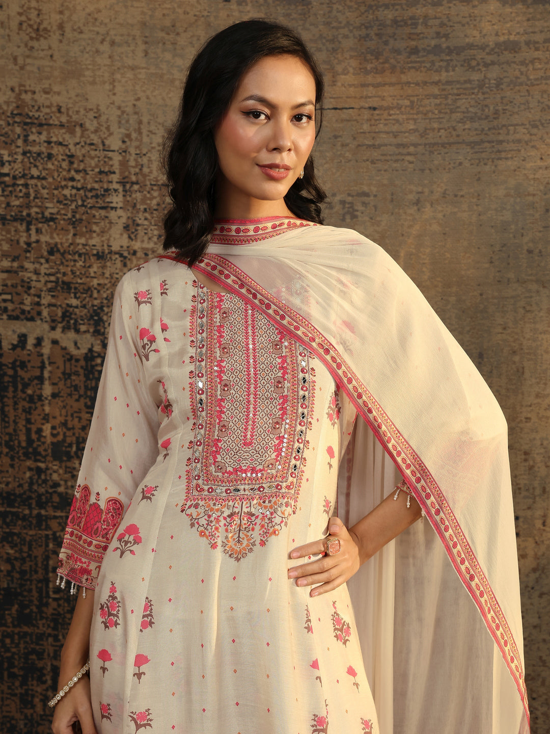  Off White Printed Muslin A-Line Suit Set With Dupatta 