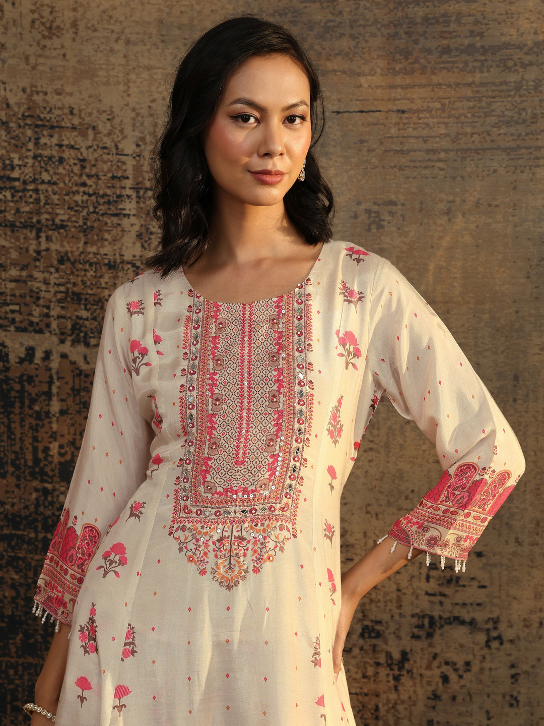  Off White Printed Muslin A-Line Suit Set With Dupatta 