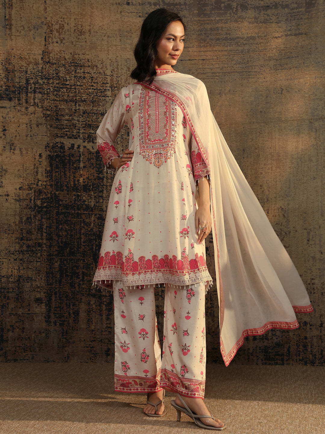  Off White Printed Muslin A-Line Suit Set With Dupatta 