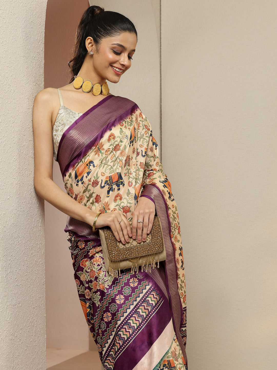 Beige Printed Silk Blend Saree With Unstitched Blouse Piece