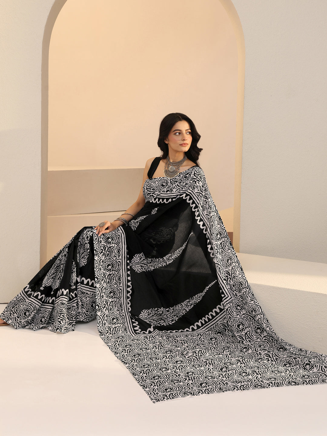  Black Paisley Print Cotton Saree 