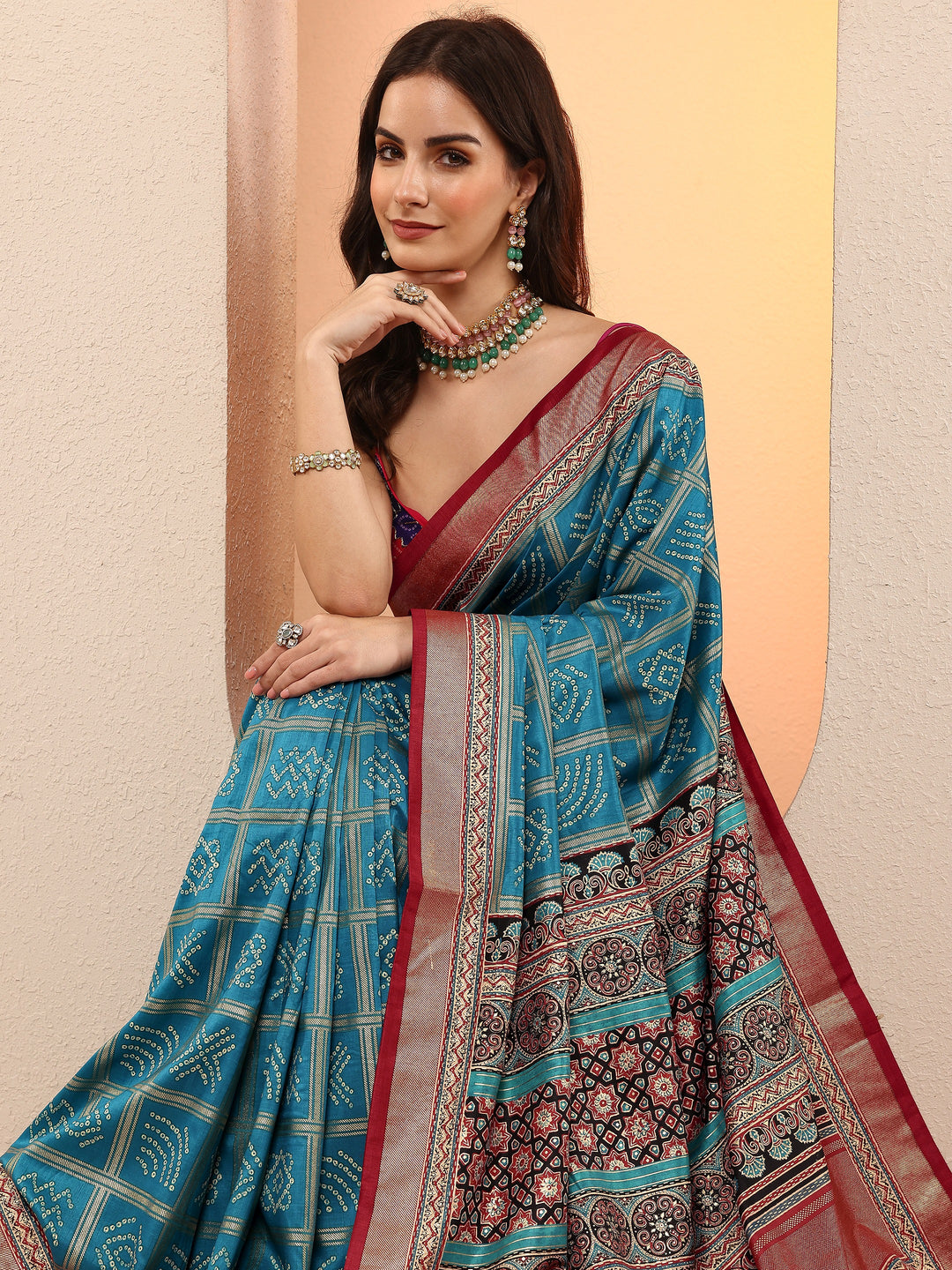 Blue Bandhani Printed Sarees With Unstitched Blouse Piece