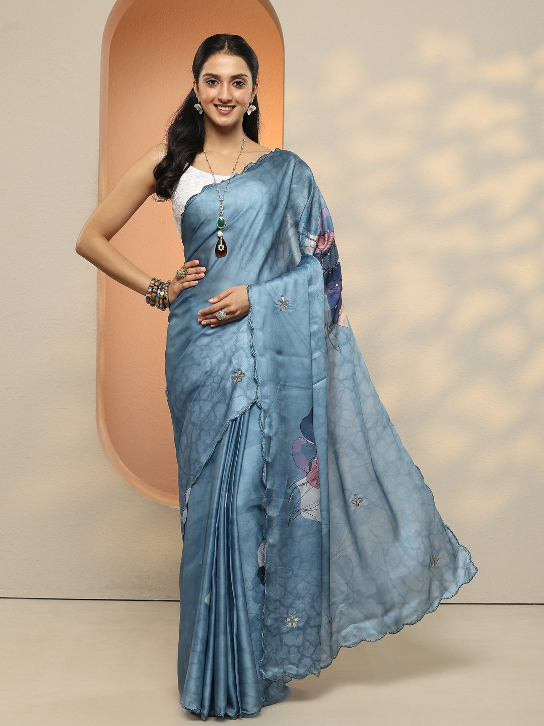 Blue Printed Silk Blend Saree With Unstitched Blouse Piece