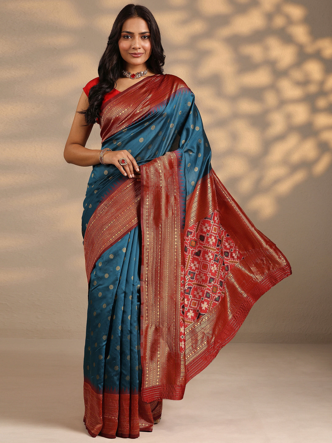 Blue Woven Design Silk Blend Saree With Unstitched Blouse Piece