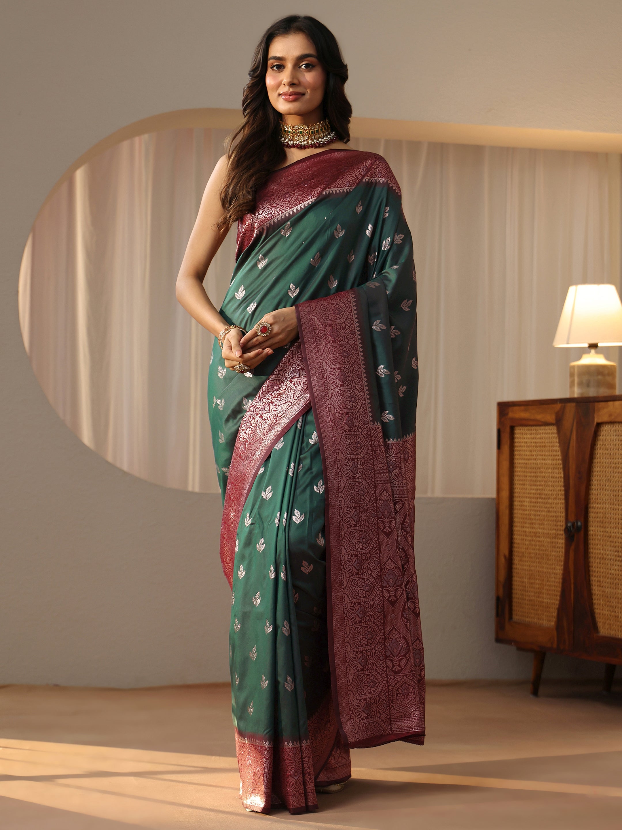 Libas Bottle Green Banarasi Silk Blend Saree-picture-31