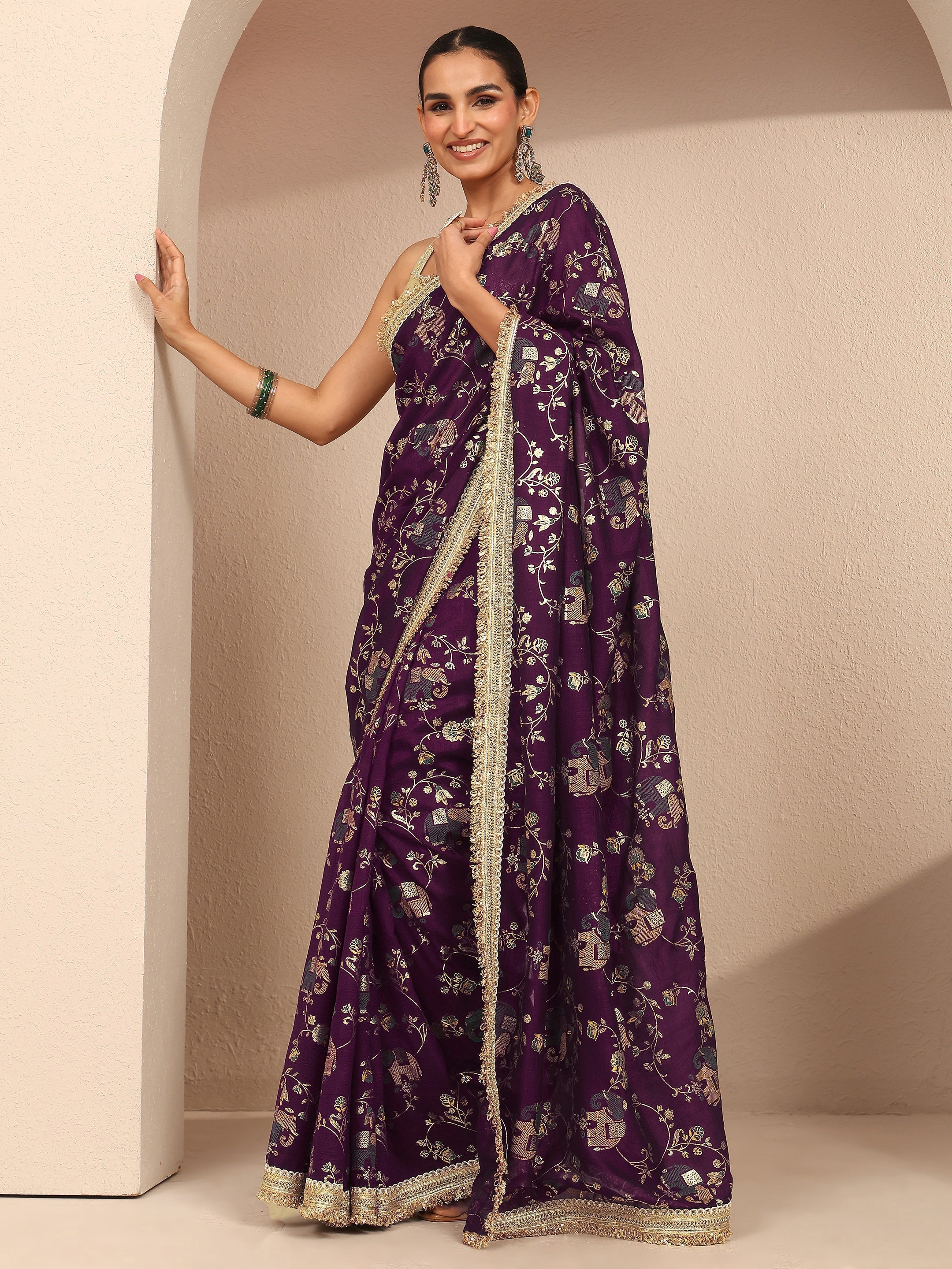 libas Burgundy Tribal Printed Silk Blend Saree With Unstitched Blouse Piece-picture-24