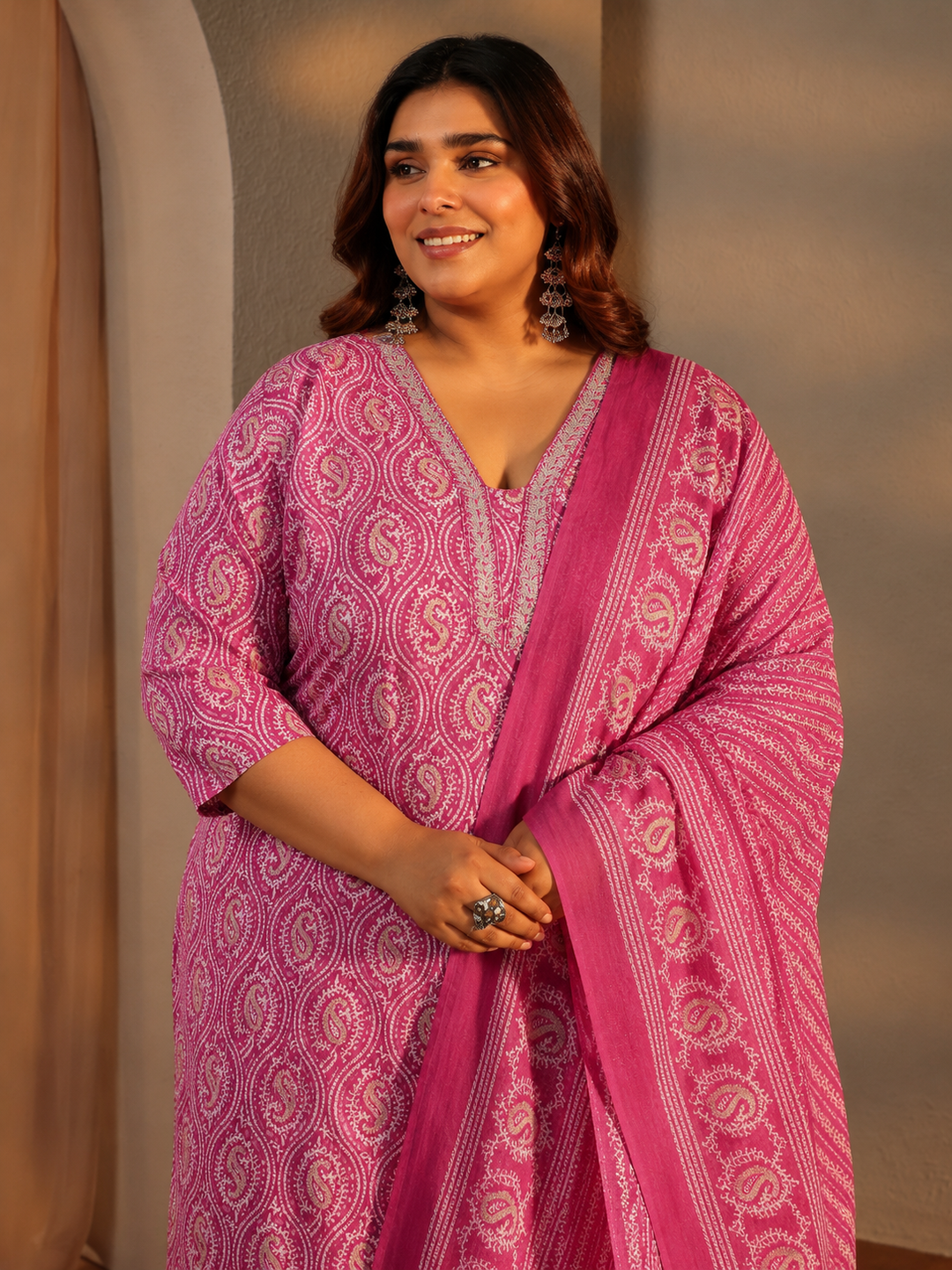  Plus Size Pink Paisley Printed Cotton Straight Suit Set 