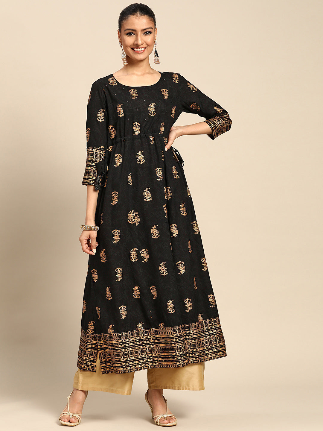 libas Black Printed Rayon Kurta-picture-16