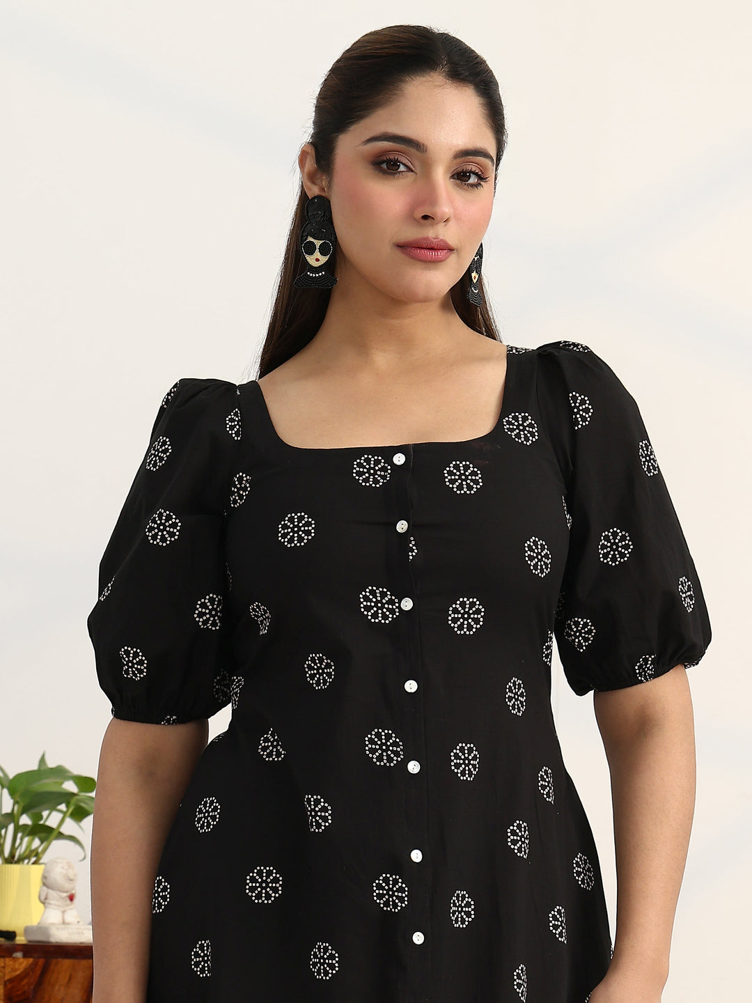  Black Printed Cotton A-Line Puff Sleeves One Piece Dress 