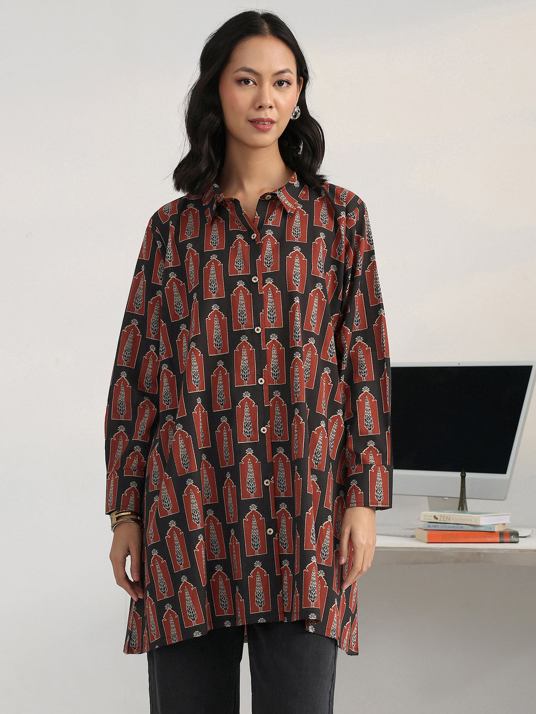  Vintage Black Printed Longline Cotton Blend Button Down Shirt 