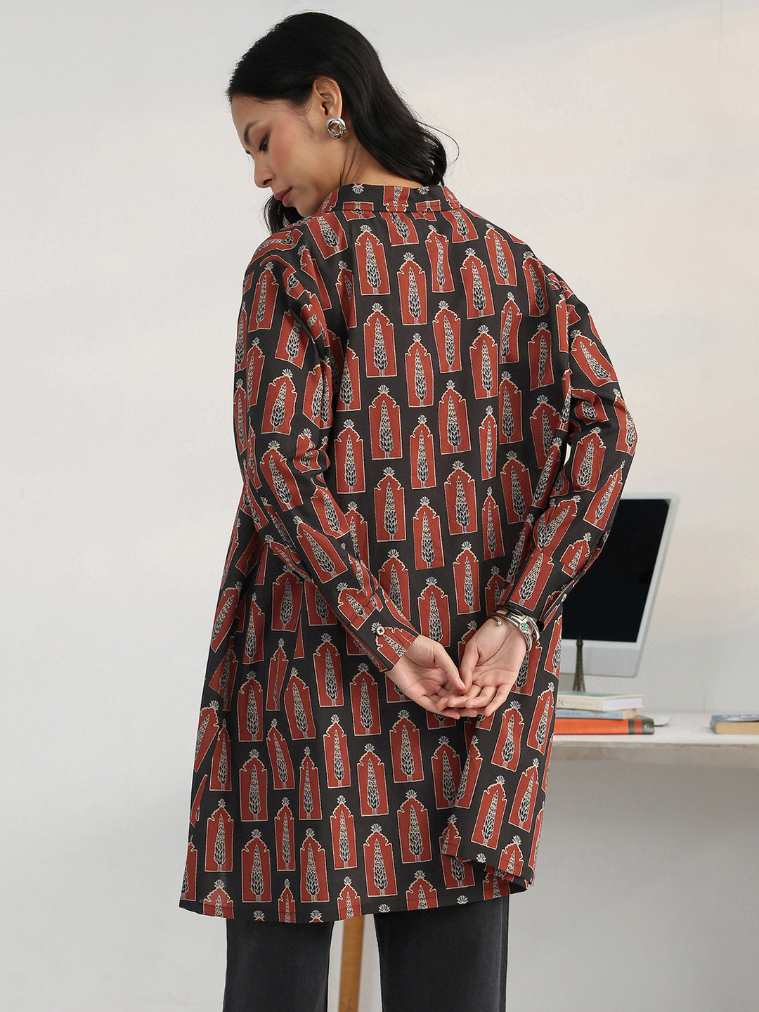  Vintage Black Printed Longline Cotton Blend Button Down Shirt 