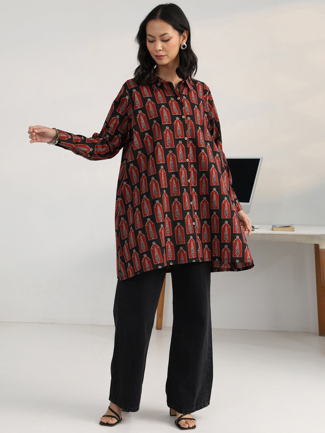 Vintage Black Printed Longline Cotton Blend Button Down Shirt 