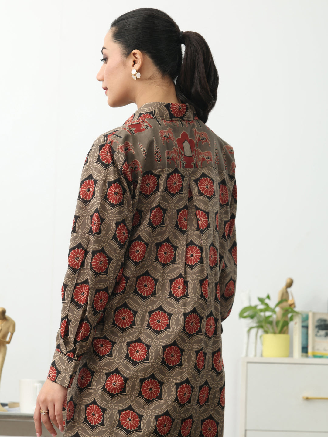  Grey Ethnic Motifs Printed Cotton Shirt 
