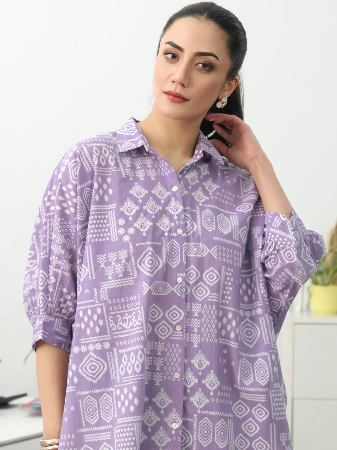  Purple Ethnic Motifs Printed Cotton Shirt 